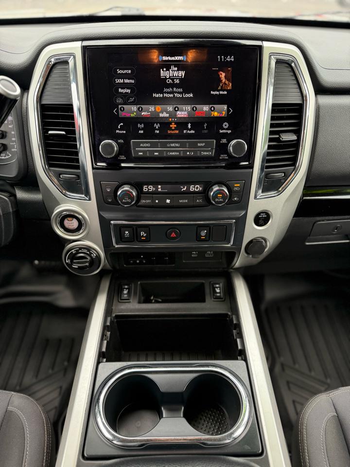 Nissan Titan 4x4 Crew Cab SV 2021