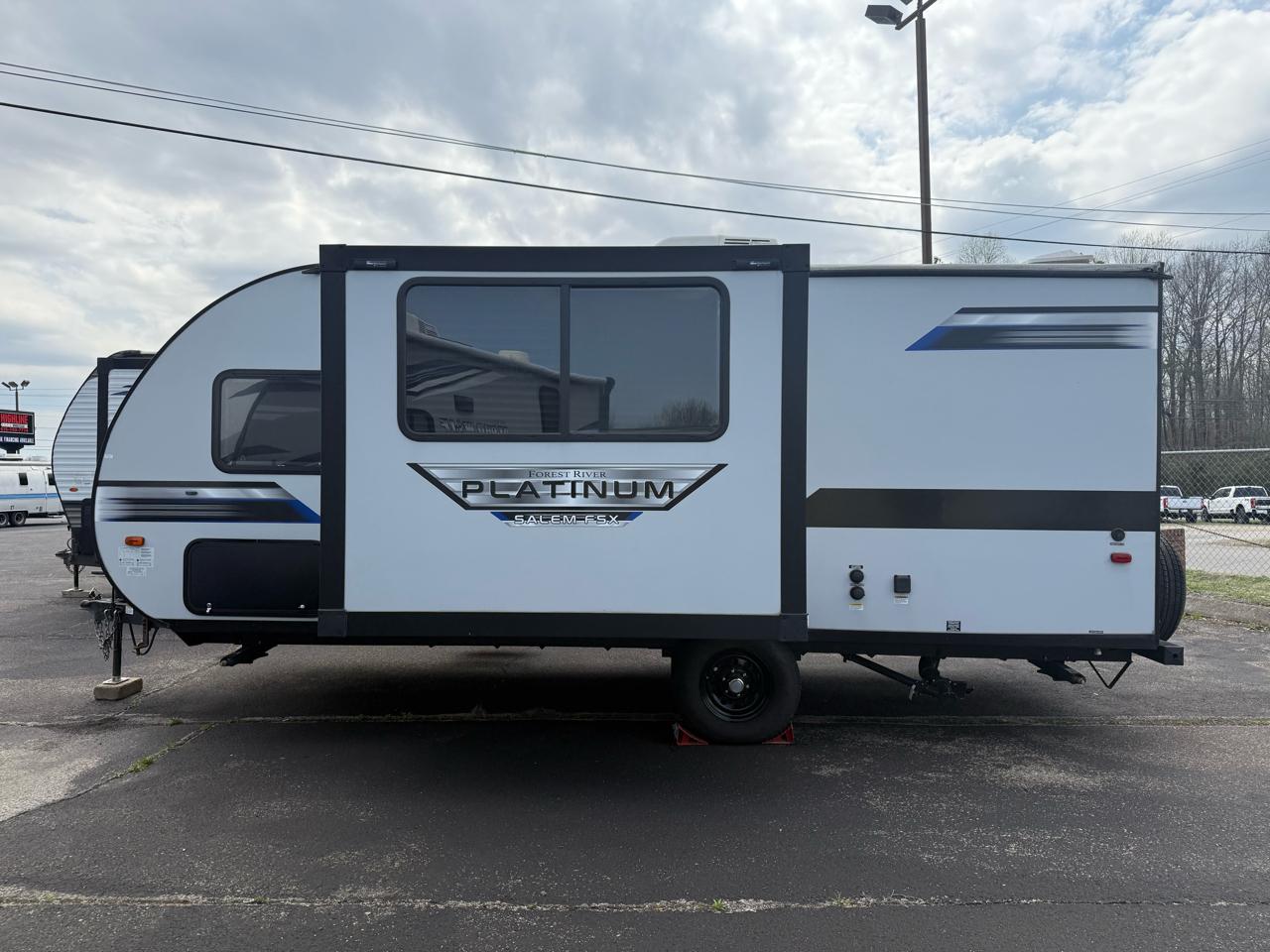 Forest River Salem FSX  2021