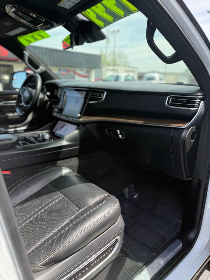 Used Car 2023 Jeep Grand Wagoneer  Series Ii 4x4 For Sale Under $50,000 In Dickson, Tennessee