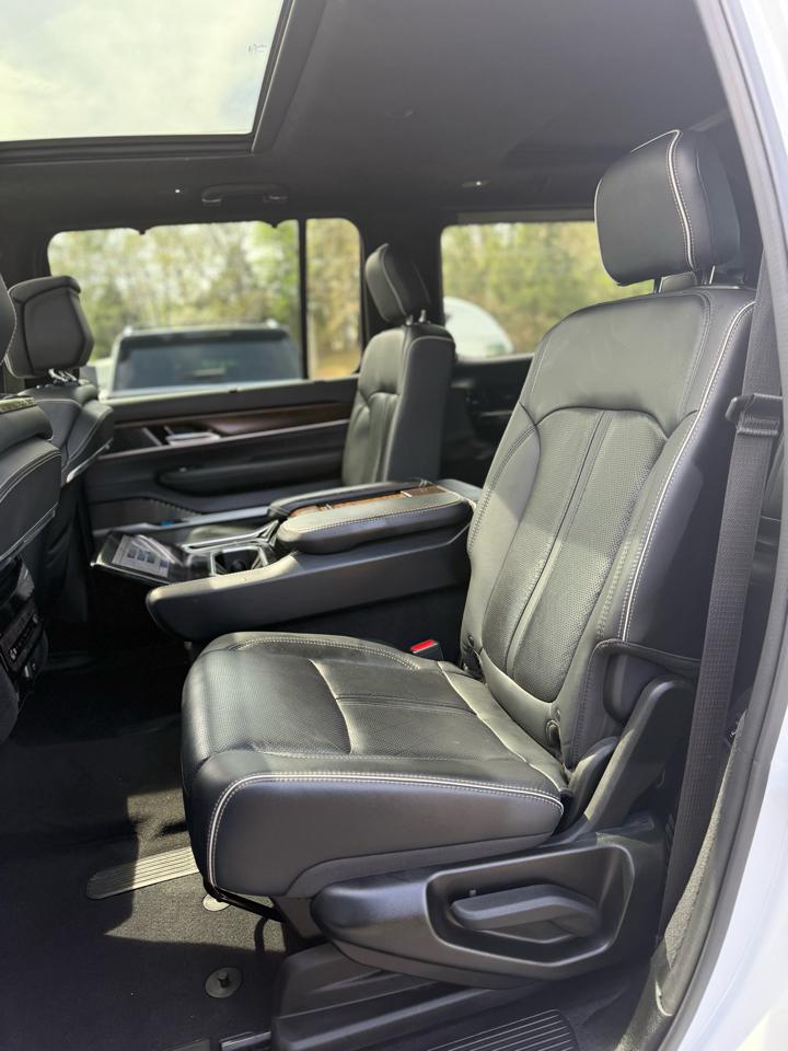 Used Car 2023 Jeep Grand Wagoneer  Series Ii 4x4 For Sale Under $50,000 In Dickson, Tennessee