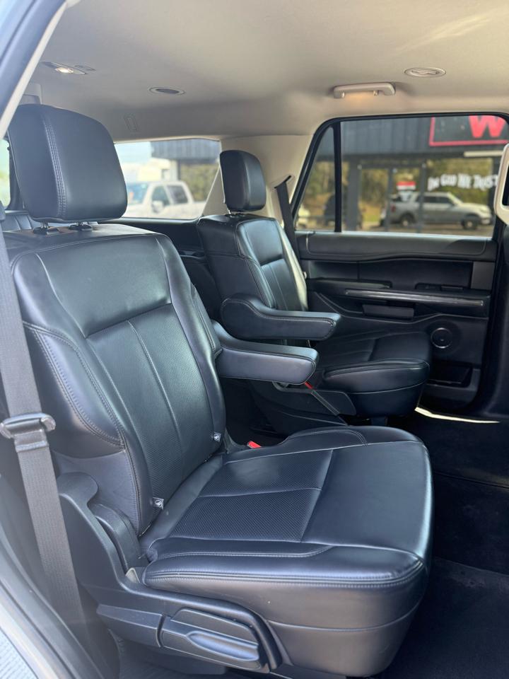 Used Car 2023 Ford Expedition  Xlt 4x4 For Sale Under $35,000 In Dickson, Tennessee