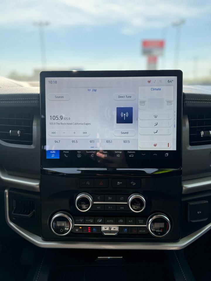 Used Car 2023 Ford Expedition  Xlt 4x4 For Sale Under $35,000 In Dickson, Tennessee