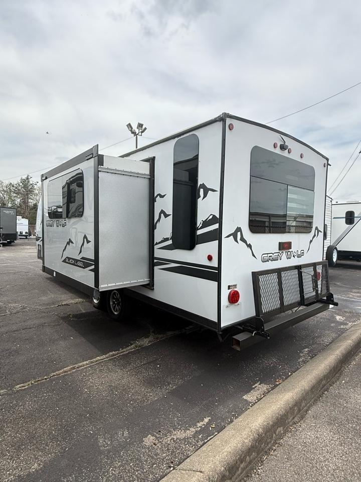 Cherokee Trailer Grey Wolf  2022