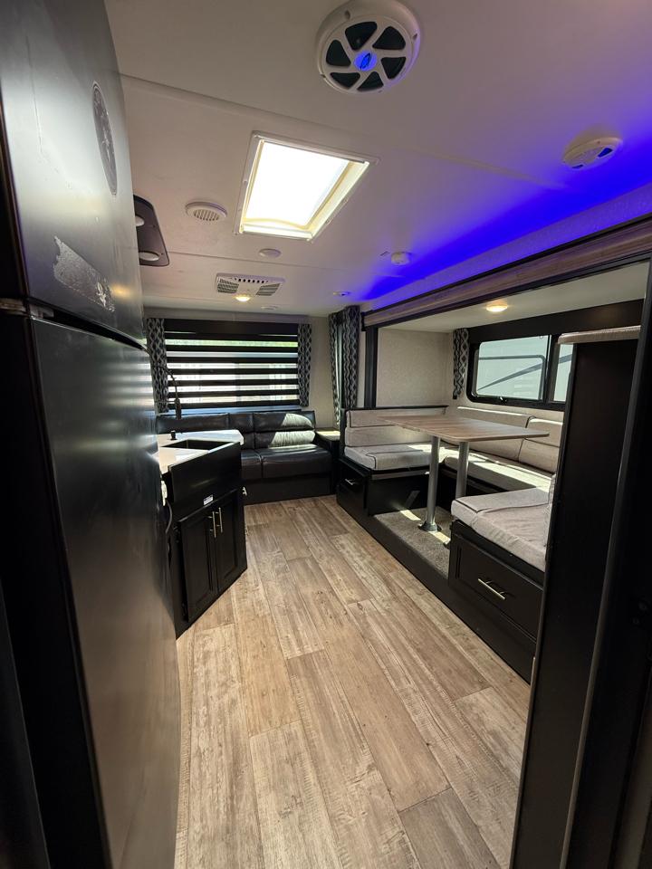 Used Car 2022 Cherokee Trailer Grey Wolf  23mkbl For Sale Under $20,000 In Dickson, Tennessee