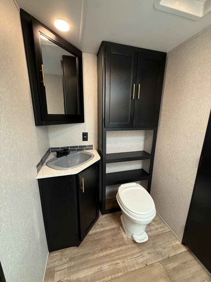 Used Car 2022 Cherokee Trailer Grey Wolf  23mkbl For Sale Under $20,000 In Dickson, Tennessee