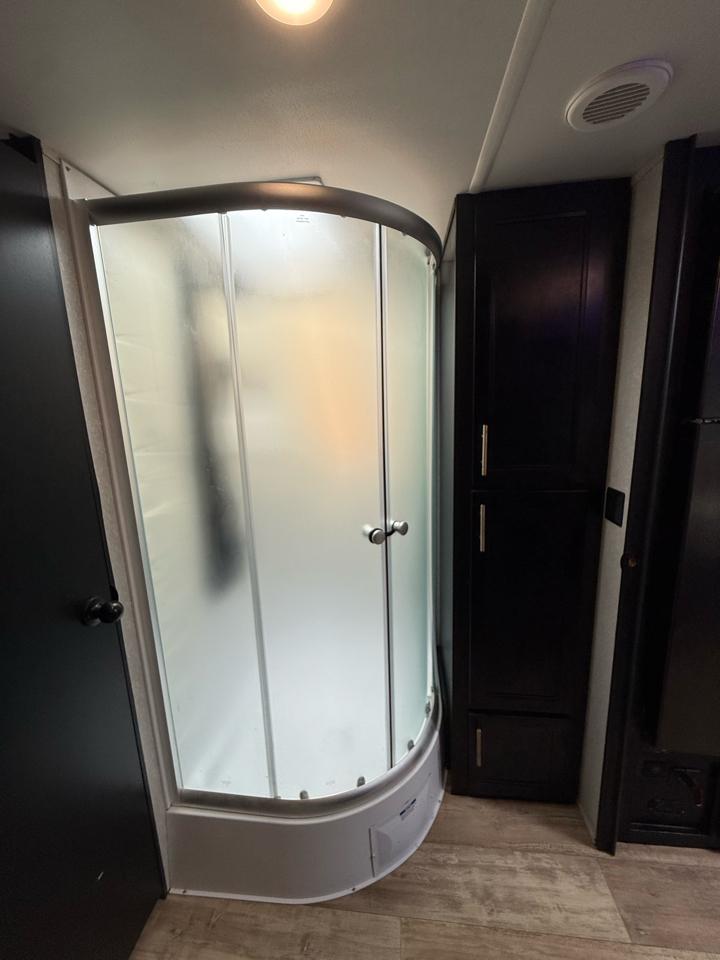 Used Car 2022 Cherokee Trailer Grey Wolf  23mkbl For Sale Under $20,000 In Dickson, Tennessee