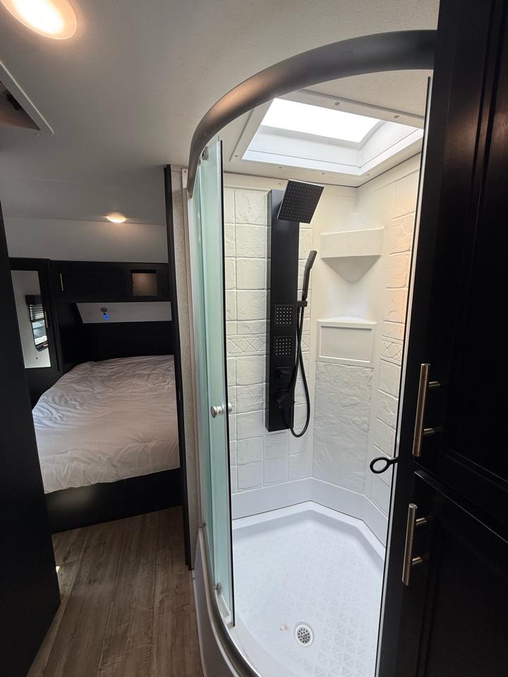 Used Car 2022 Cherokee Trailer Grey Wolf  23mkbl For Sale Under $20,000 In Dickson, Tennessee