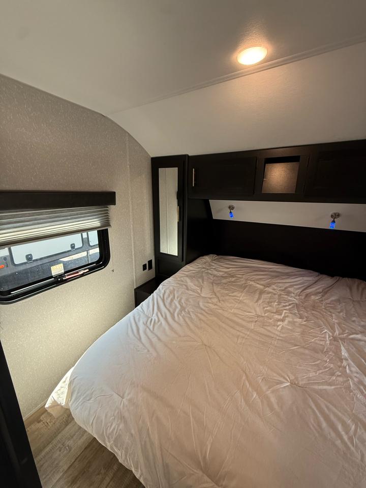 Used Car 2022 Cherokee Trailer Grey Wolf  23mkbl For Sale Under $20,000 In Dickson, Tennessee