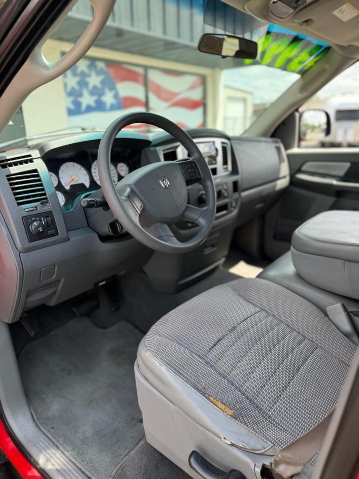 Dodge Ram 1500 2WD Quad Cab 140.5" SLT 2008