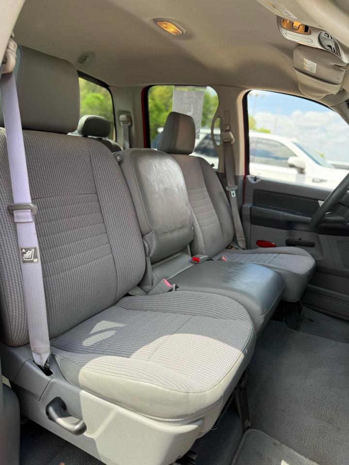 Dodge Ram 1500 2WD Quad Cab 140.5" SLT 2008