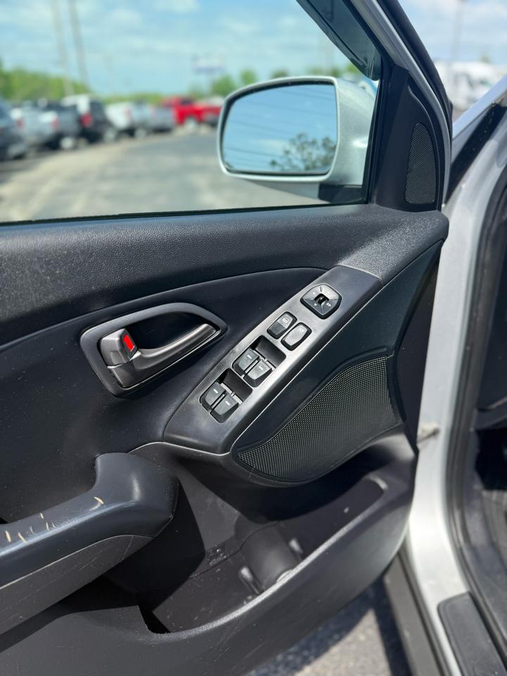 Hyundai Tucson AWD 4dr SE PZEV 2015