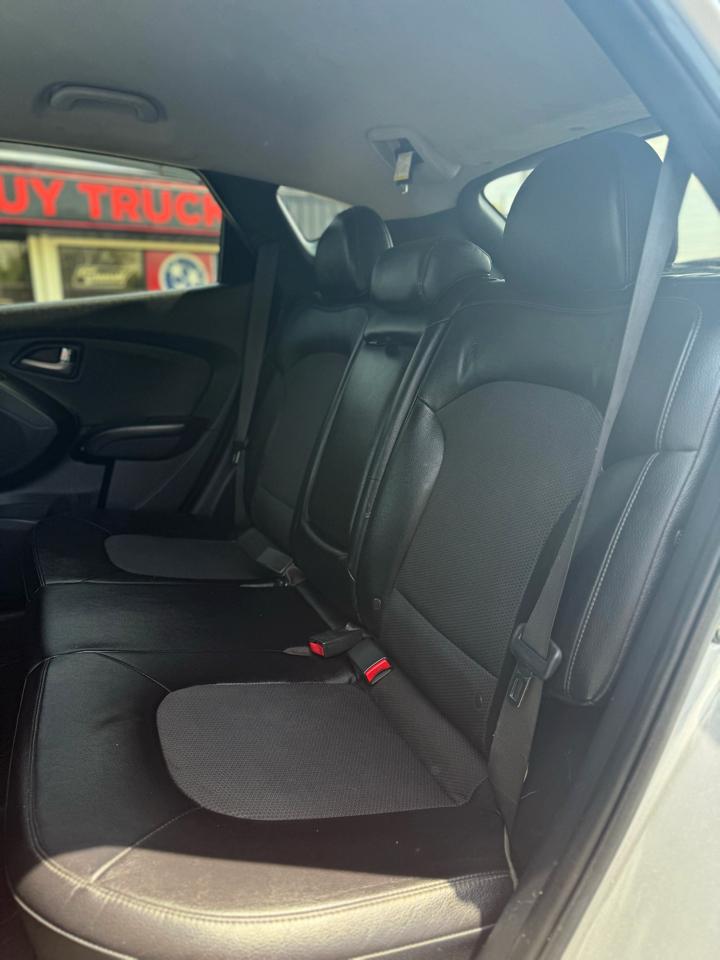 Hyundai Tucson AWD 4dr SE PZEV 2015