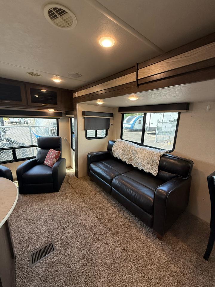 Forest River Hemisphere  2018