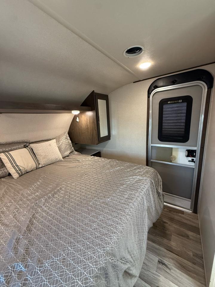 Forest River Hemisphere  2018