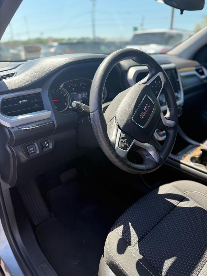 Used Car 2023 Gmc Acadia  Fwd 4dr Sle For Sale Under $25,000 In Dickson, Tennessee