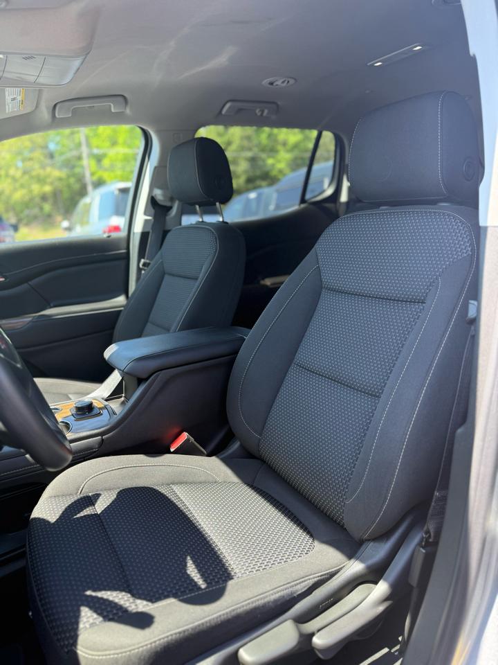 Used Car 2023 Gmc Acadia  Fwd 4dr Sle For Sale Under $25,000 In Dickson, Tennessee