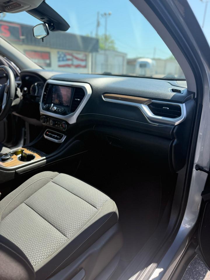 Used Car 2023 Gmc Acadia  Fwd 4dr Sle For Sale Under $25,000 In Dickson, Tennessee