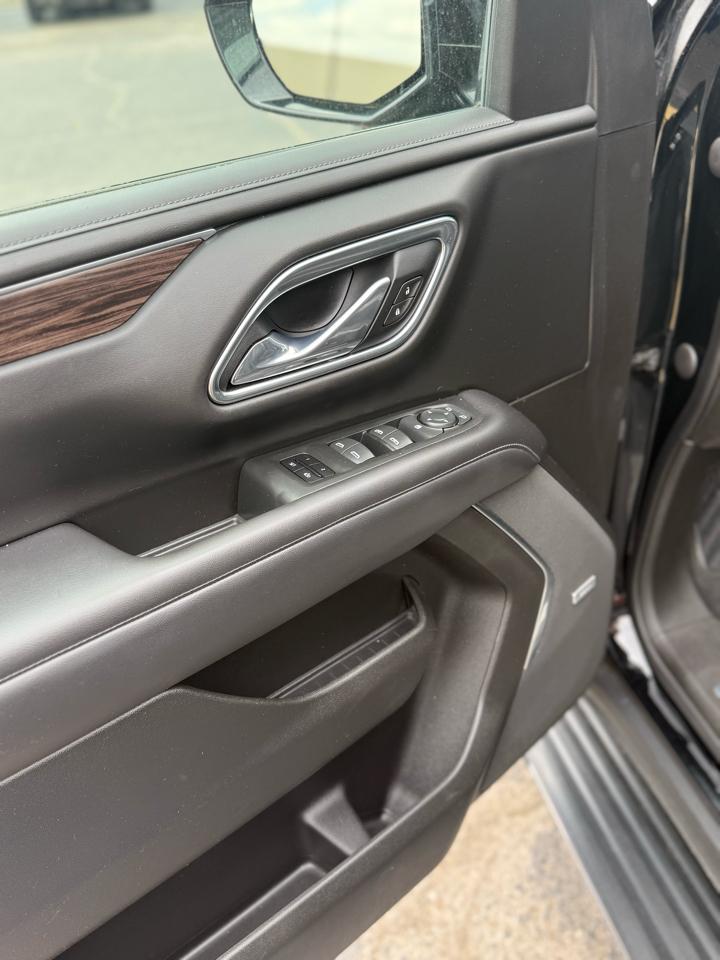 Chevrolet Tahoe 4WD 4dr LT 2021