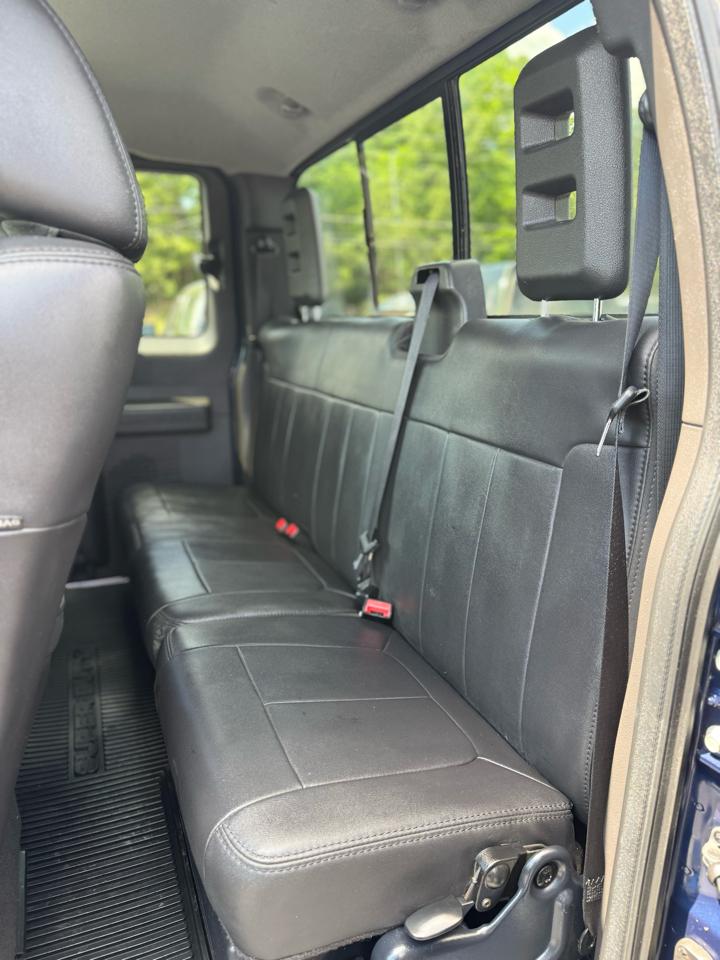 Ford Super Duty F-250 SRW 4WD SuperCab 142" XL 2011