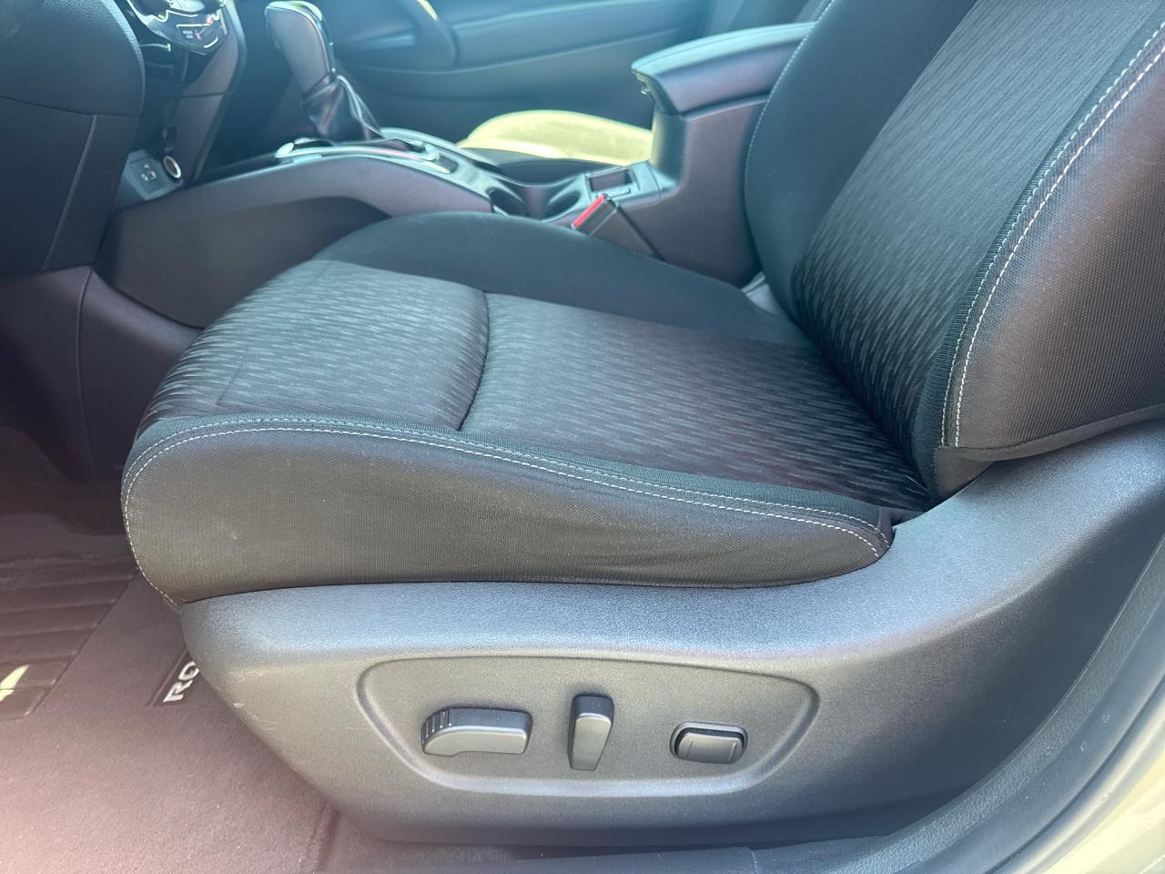 Nissan Rogue AWD SV 2018