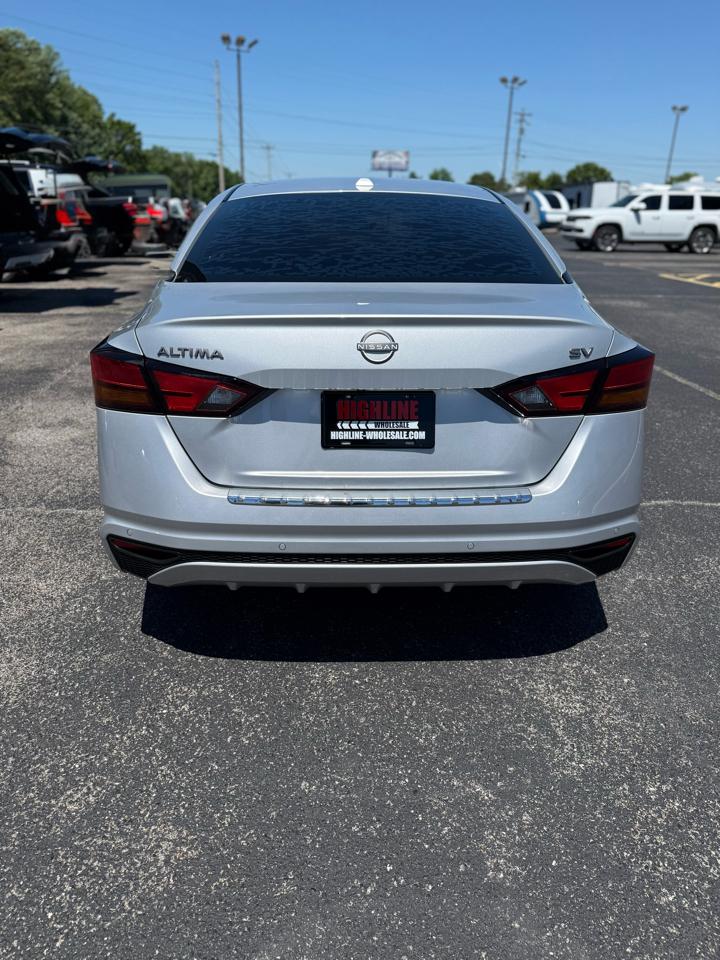 Nissan Altima 2.5 SV Sedan 2023
