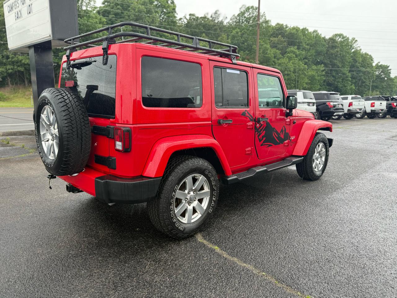 Jeep Wrangler Unlimited 4WD 4dr Sahara 2016