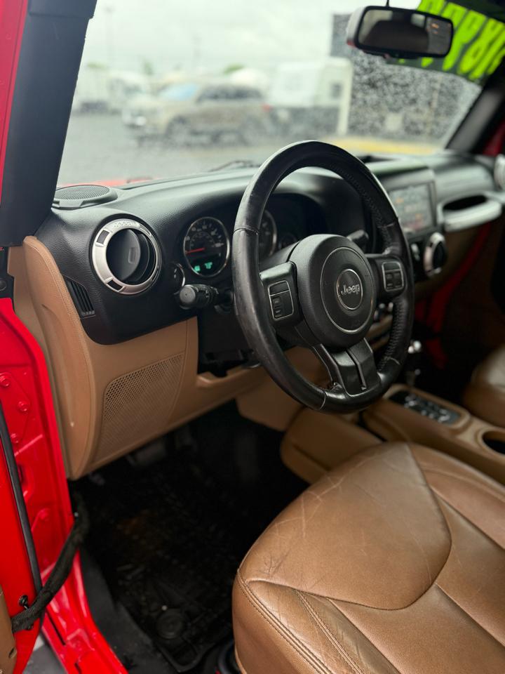 Jeep Wrangler Unlimited 4WD 4dr Sahara 2016