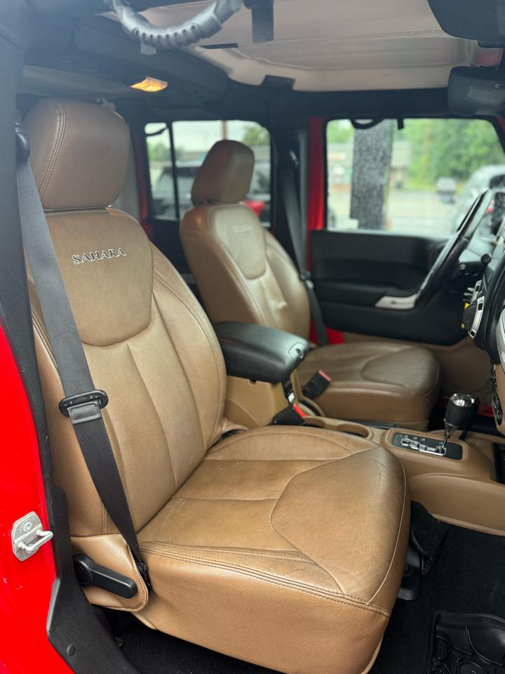Jeep Wrangler Unlimited 4WD 4dr Sahara 2016