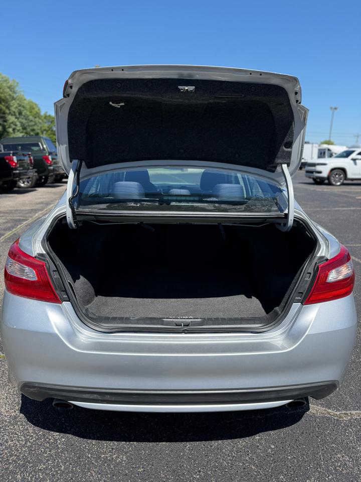 Nissan Altima 2.5 S Sedan 2017