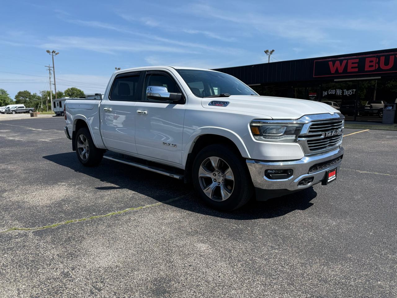 RAM 1500 Laramie 4x4 Crew Cab 5'7" Box 2022