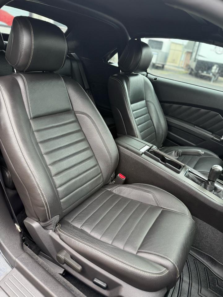 Used Car 2011 Ford Mustang  2dr Conv Gt Premium For Sale Under $20,000 In Dickson, Tennessee