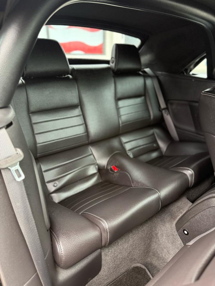 Used Car 2011 Ford Mustang  2dr Conv Gt Premium For Sale Under $20,000 In Dickson, Tennessee