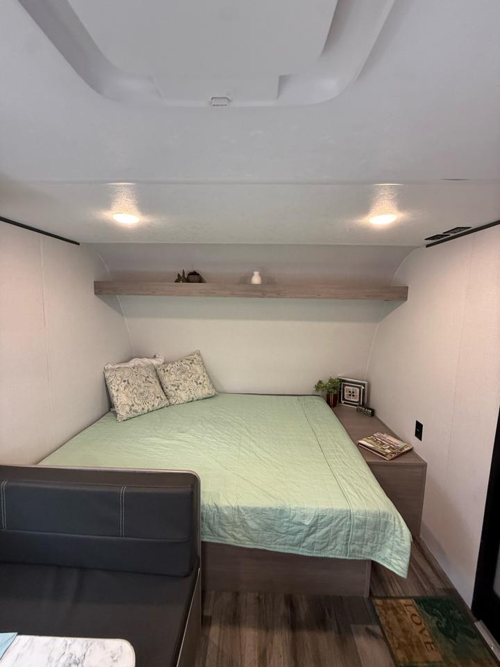 Used Car 2025 Dutchmen Aspen Trail  17bh For Sale Under $20,000 In Dickson, Tennessee