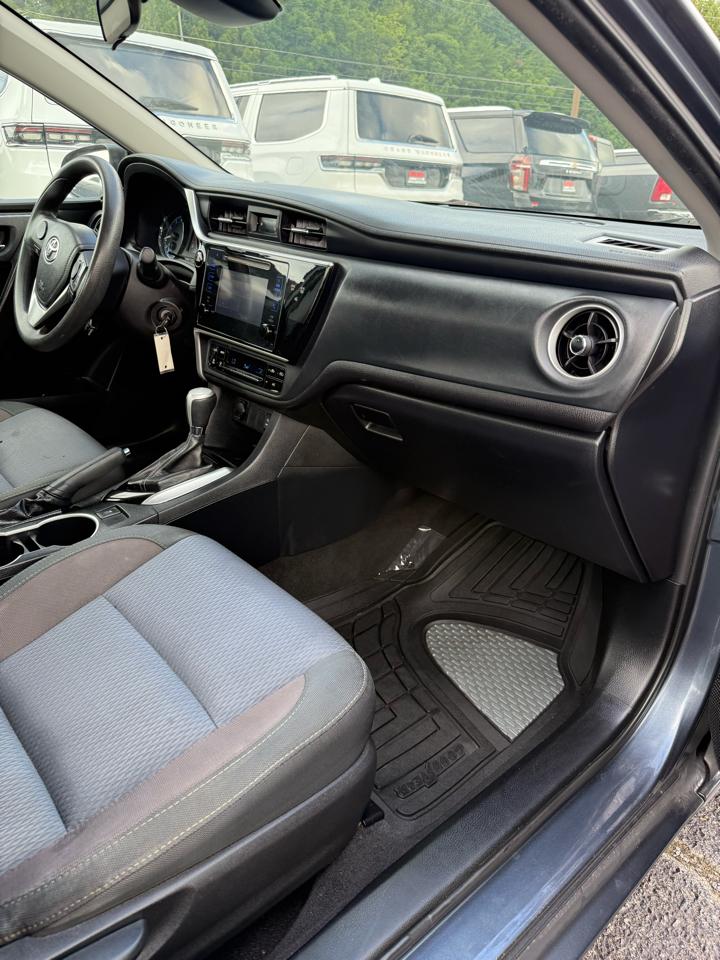 Toyota Corolla 50th Anniversary Special Edition CVT (Natl) 2017