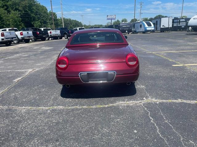 Ford Thunderbird 2dr Convertible Premium 2004