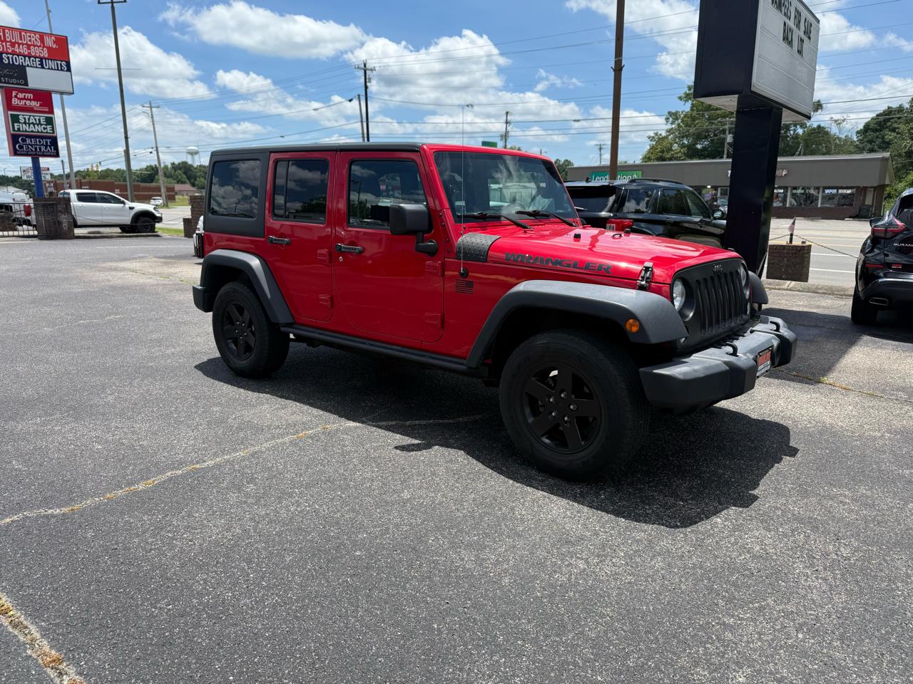 Jeep Wrangler Unlimited 4WD 4dr Black Bear *Ltd Avail* 2016