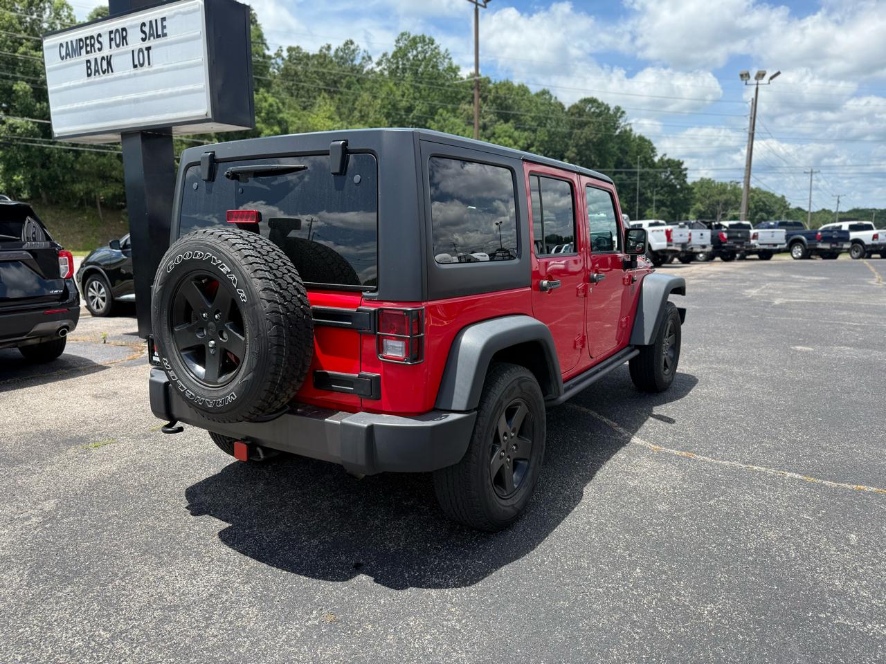 Jeep Wrangler Unlimited 4WD 4dr Black Bear *Ltd Avail* 2016