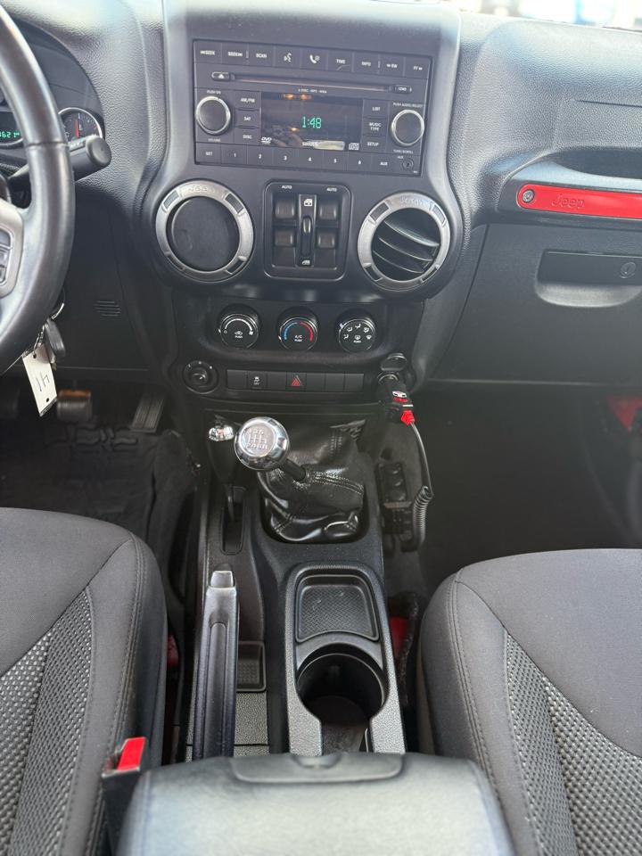 Jeep Wrangler Unlimited 4WD 4dr Black Bear *Ltd Avail* 2016