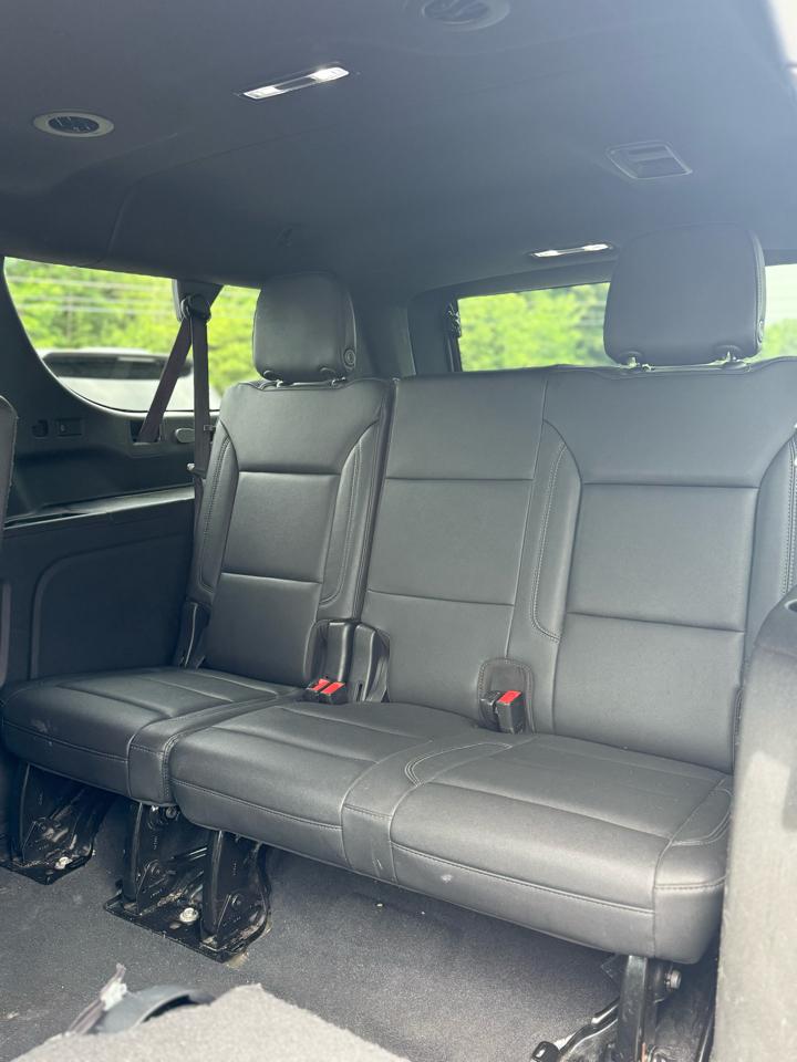 Chevrolet Suburban 4WD 4dr LT 2022