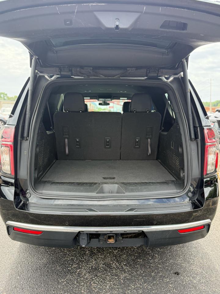 Chevrolet Suburban 4WD 4dr LT 2022