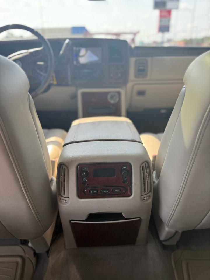 Used Car 2005 Cadillac Escalade Ext  4dr Awd For Sale Under $10,000 In Dickson, Tennessee