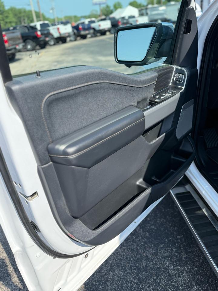 Ford F-150 Lariat 4WD SuperCrew 5.5' Box 2024