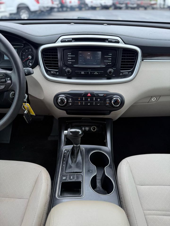 Kia Sorento LX V6 AWD 2017