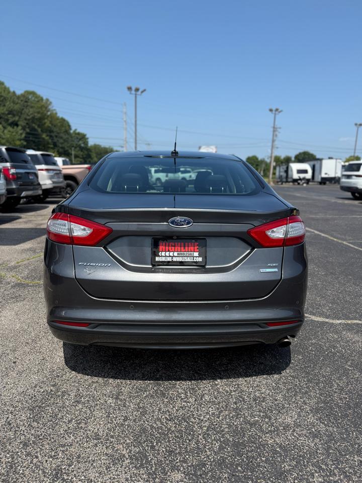 Ford Fusion 4dr Sdn SE FWD 2016