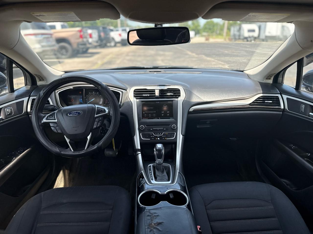 Ford Fusion 4dr Sdn SE FWD 2016