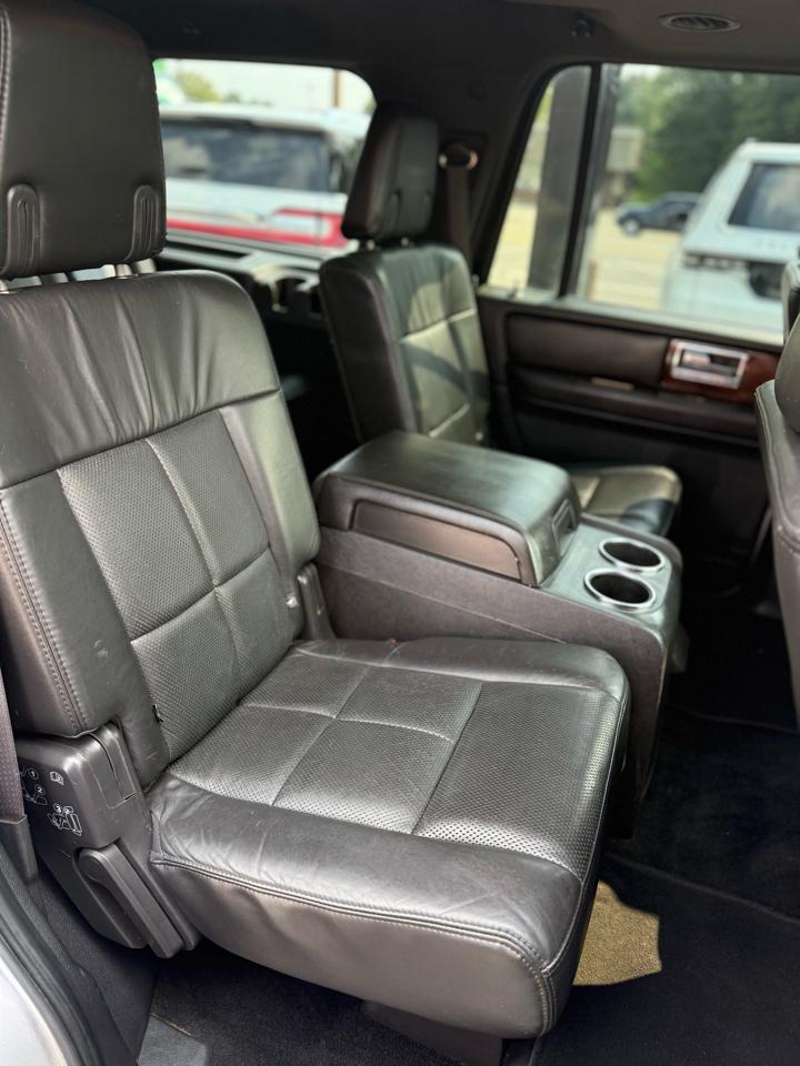Lincoln Navigator 2WD 4dr 2012