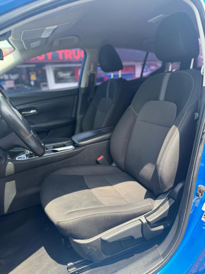 Nissan Sentra SV CVT 2022