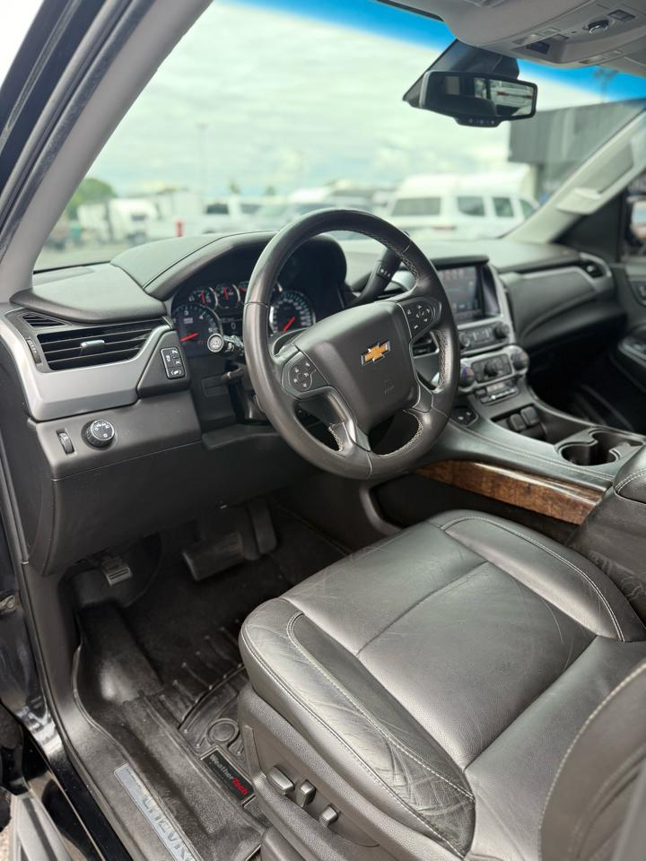 Chevrolet Suburban 2WD 4dr 1500 LT 2018