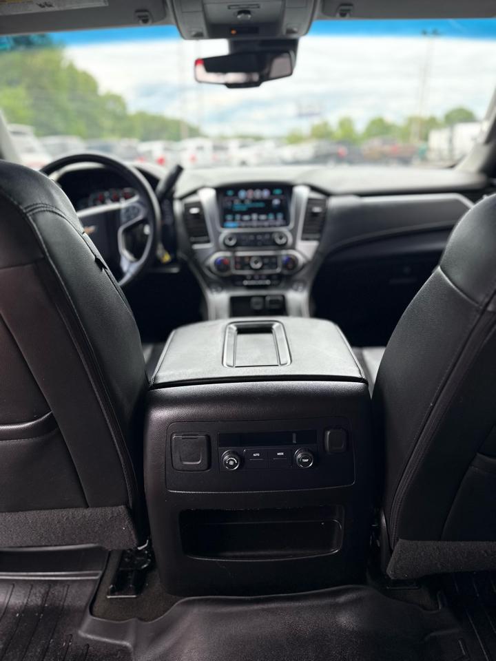 Chevrolet Suburban 2WD 4dr 1500 LT 2018