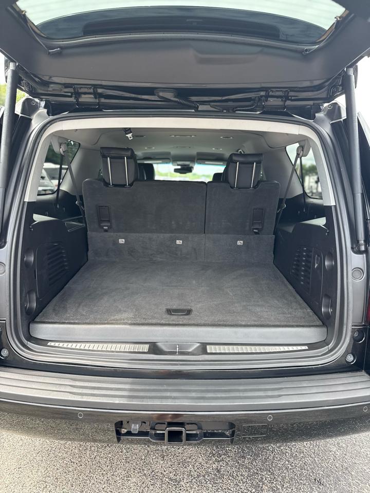 Chevrolet Suburban 2WD 4dr 1500 LT 2018